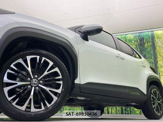 Toyota YARIS CROSS 2025-08 7331486-12
