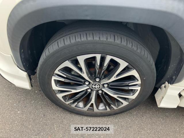 Toyota YARIS CROSS 2021-08 7331534-6