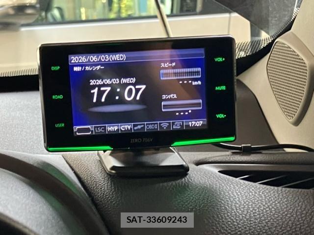 Toyota YARIS CROSS 2020-11 7331535-17