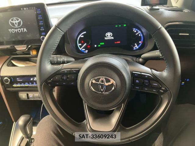 Toyota YARIS CROSS 2020-11 7331535-18