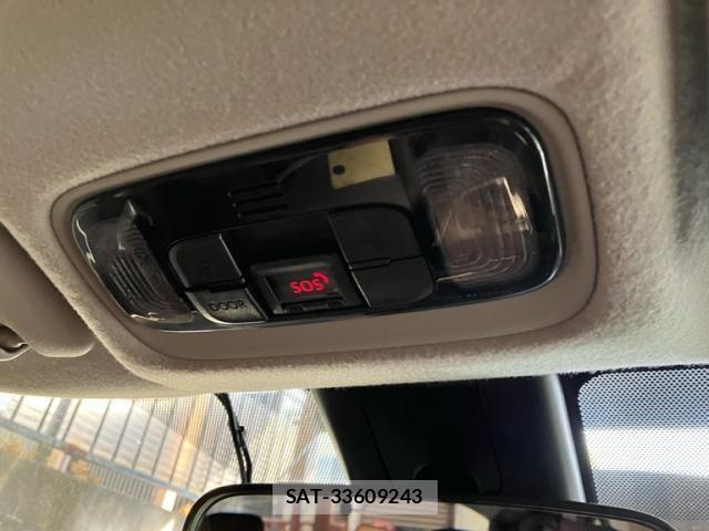 Toyota YARIS CROSS 2020-11 7331535-25