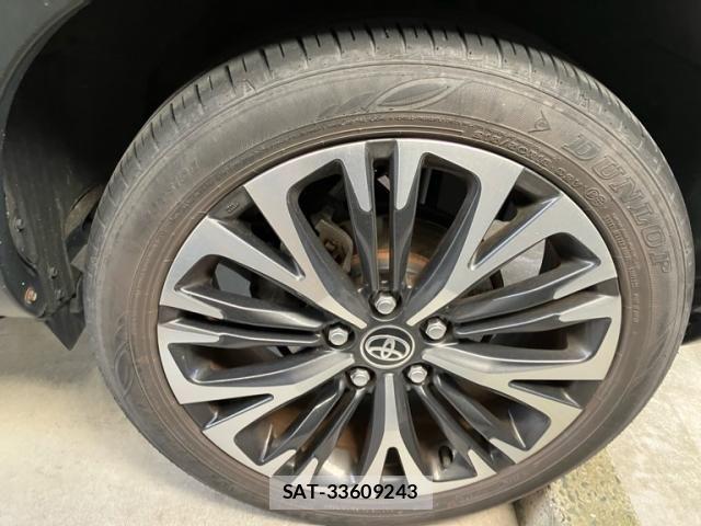 Toyota YARIS CROSS 2020-11 7331535-8