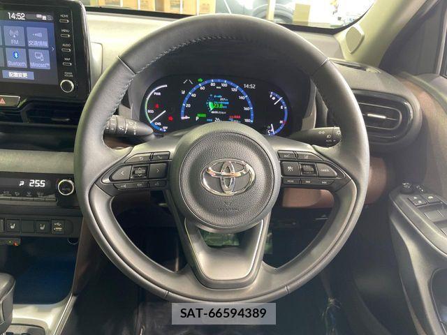 Toyota YARIS CROSS 2021-03 7331511-10