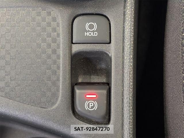 Toyota YARIS CROSS 2020-10 7331525-13