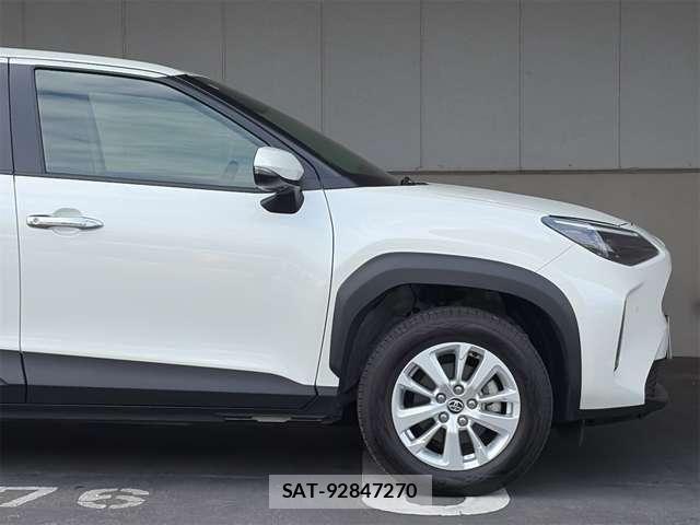 Toyota YARIS CROSS 2020-10 7331525-24