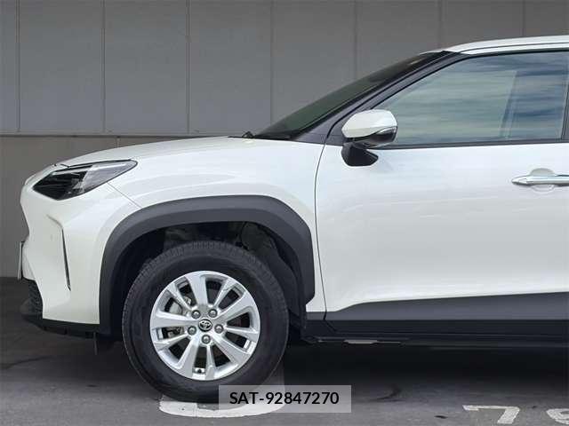 Toyota YARIS CROSS 2020-10 7331525-25