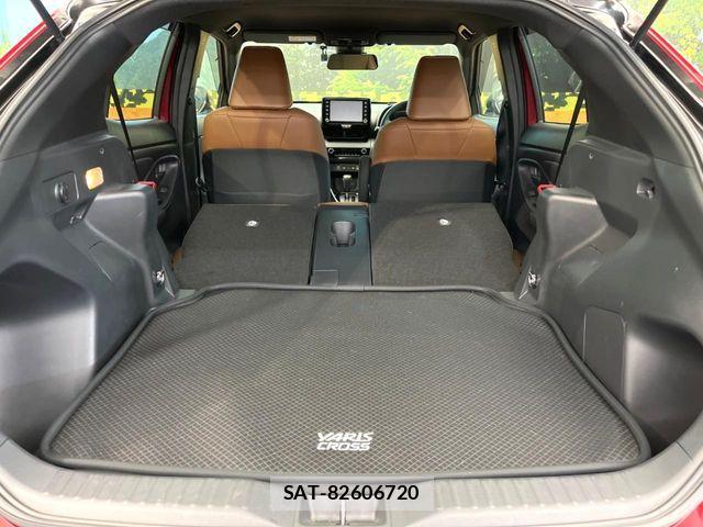 Toyota YARIS CROSS 2023-11 7331498-9