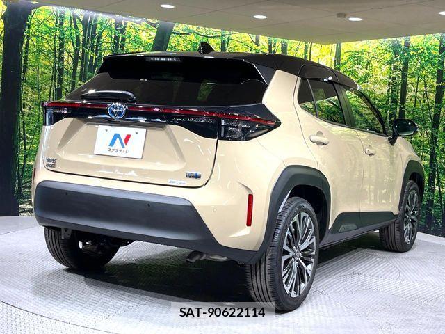 Toyota YARIS CROSS 2023-07 7331484-16