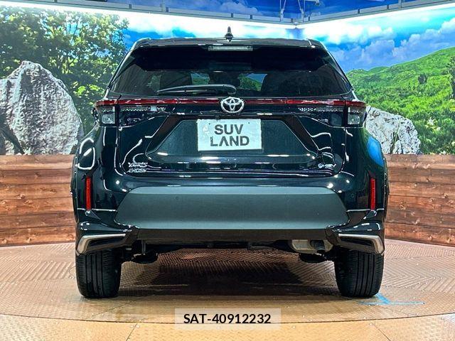 Toyota YARIS CROSS 2024-03 7331483-12