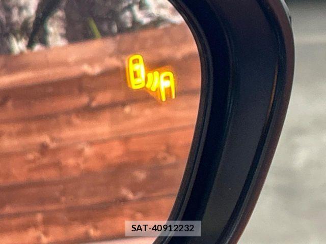 Toyota YARIS CROSS 2024-03 7331483-6