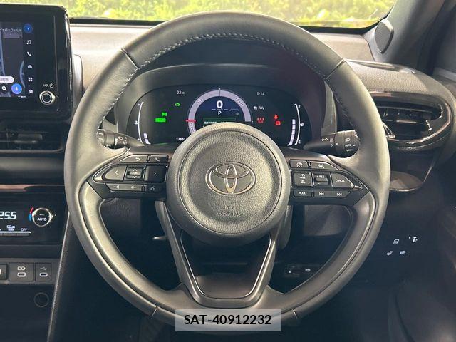 Toyota YARIS CROSS 2024-03 7331483-8