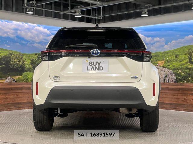Toyota YARIS CROSS 2021-08 7331496-14