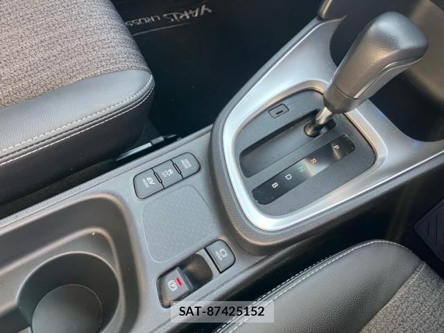 Toyota YARIS CROSS 2023-12 7331527-20