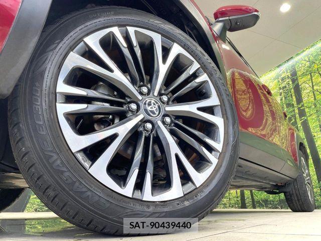 Toyota YARIS CROSS 2021-08 7331526-12