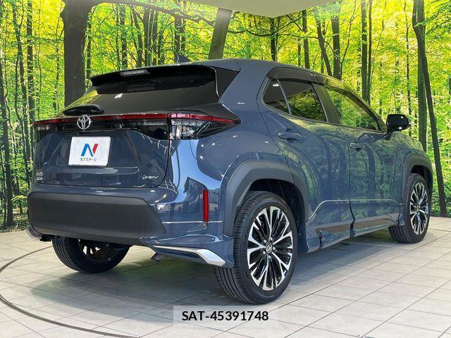 Toyota YARIS CROSS 2024-02 7331497-16