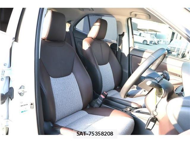 Toyota YARIS CROSS 2021-08 7331488-11