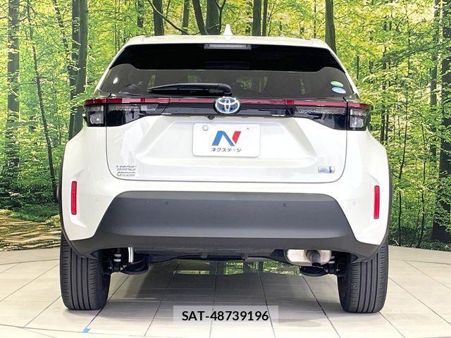 Toyota YARIS CROSS 2021-03 7331507-14