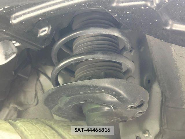 Toyota YARIS CROSS 2020-12 7331516-19