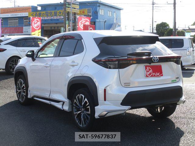 Toyota YARIS CROSS 2023-12 7331500-4