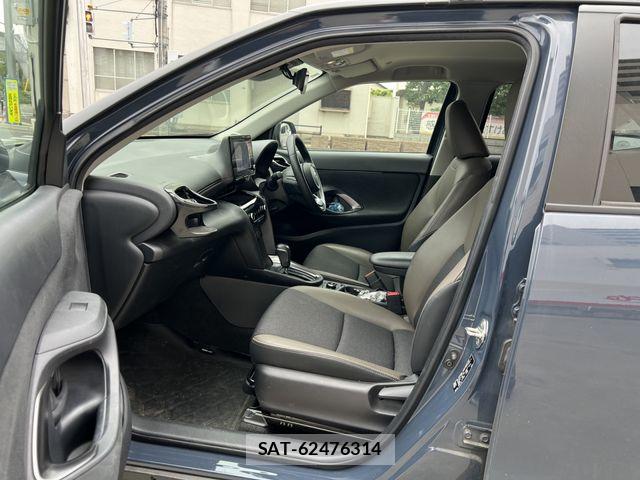 Toyota YARIS CROSS 2024-06 7331512-22