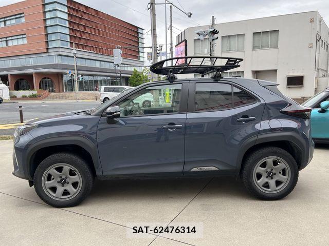Toyota YARIS CROSS 2024-06 7331512-26