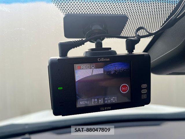 Toyota YARIS CROSS 2021-05 7331524-11