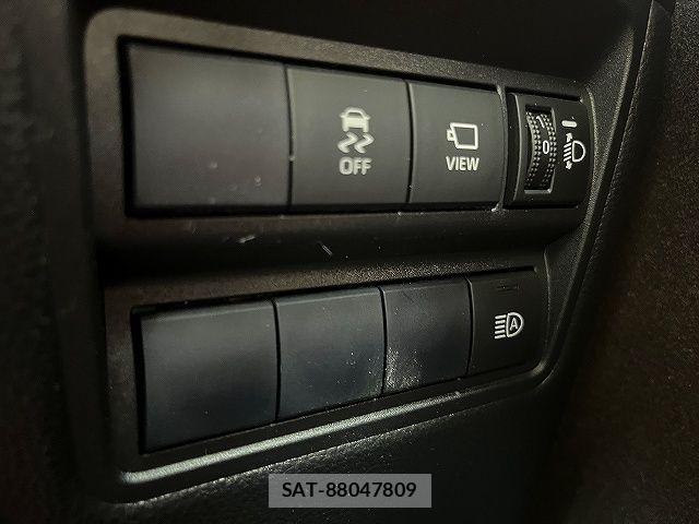 Toyota YARIS CROSS 2021-05 7331524-17