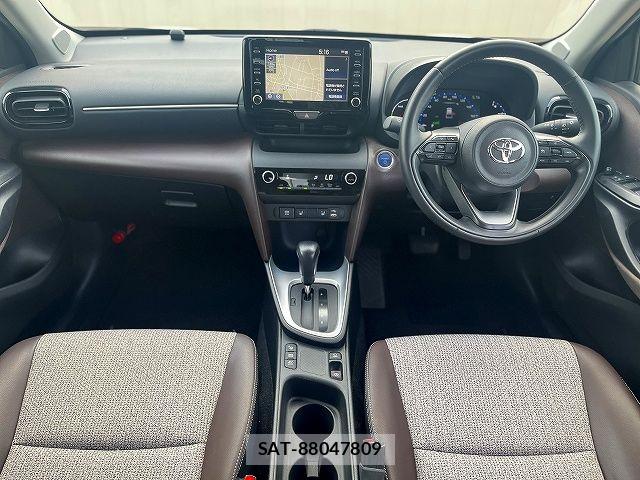 Toyota YARIS CROSS 2021-05 7331524-1