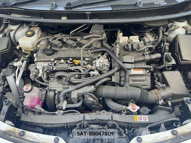 Toyota YARIS CROSS 2021-05 7331524-27