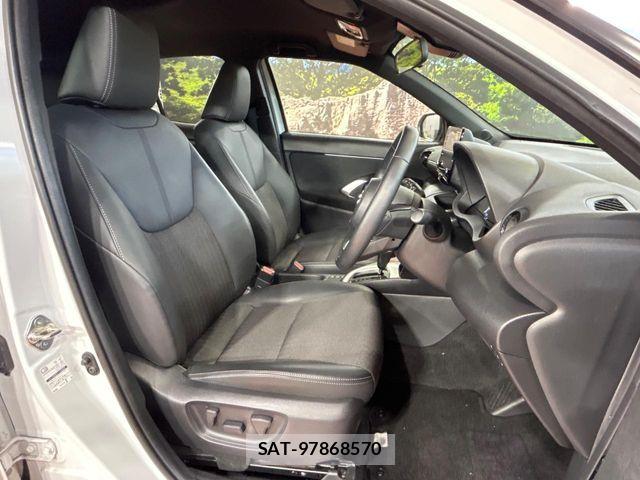 Toyota YARIS CROSS 2023-11 7331487-8