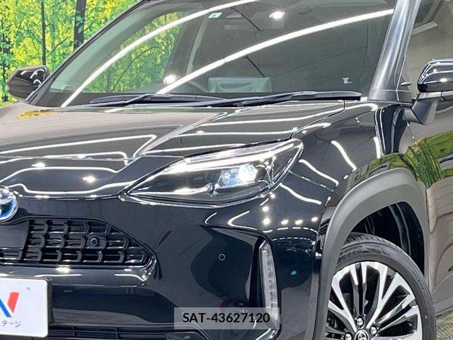Toyota YARIS CROSS 2021-08 7360694-11