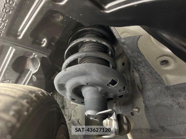 Toyota YARIS CROSS 2021-08 7360694-19