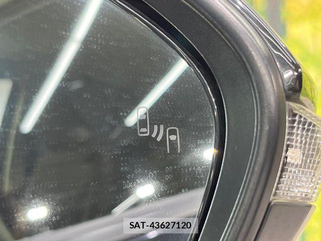 Toyota YARIS CROSS 2021-08 7360694-5