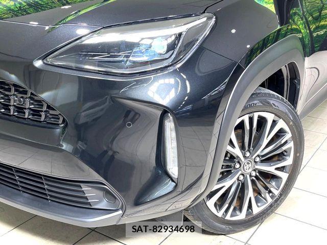Toyota YARIS CROSS 2023-09 7360684-11