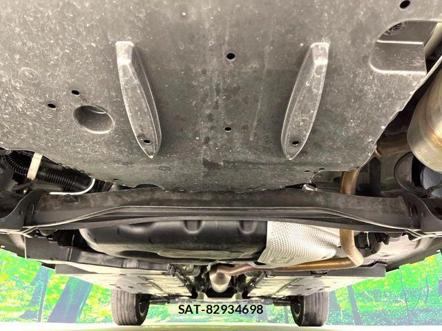 Toyota YARIS CROSS 2023-09 7360684-18