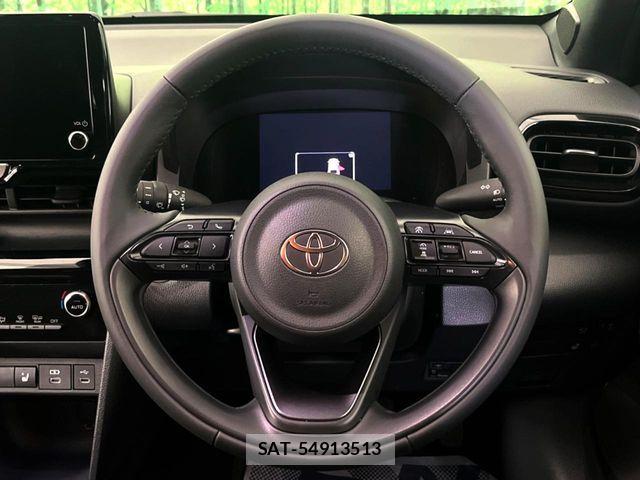 Toyota YARIS CROSS 2023-05 7360696-9