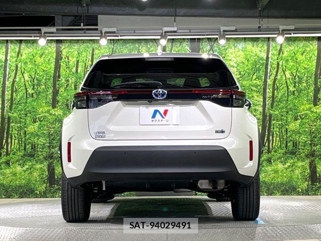 Toyota YARIS CROSS 2021-07 7360697-14