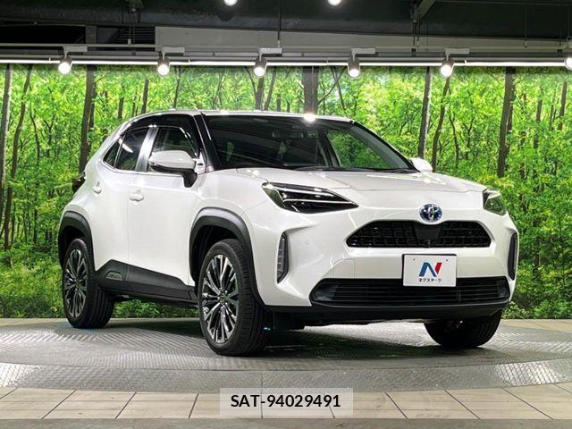 Toyota YARIS CROSS 2021-07 7360697-15