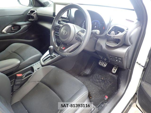 Toyota YARIS CROSS 2024-11 7360679-1