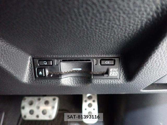 Toyota YARIS CROSS 2024-11 7360679-19