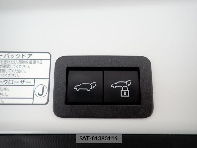 Toyota YARIS CROSS 2024-11 7360679-24