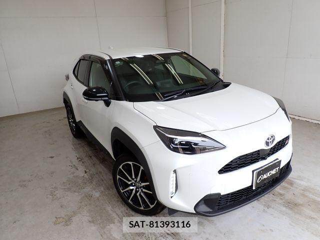 Toyota YARIS CROSS 2024-11 7360679-3