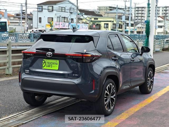 Toyota YARIS CROSS 2025-02 7360686-1