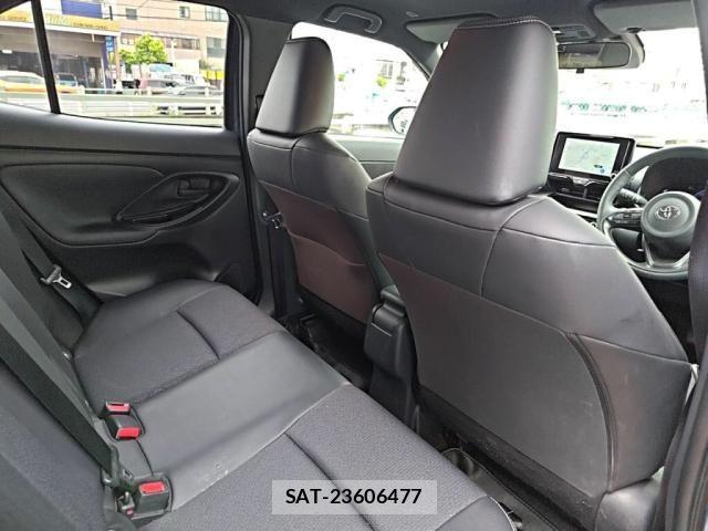 Toyota YARIS CROSS 2025-02 7360686-23