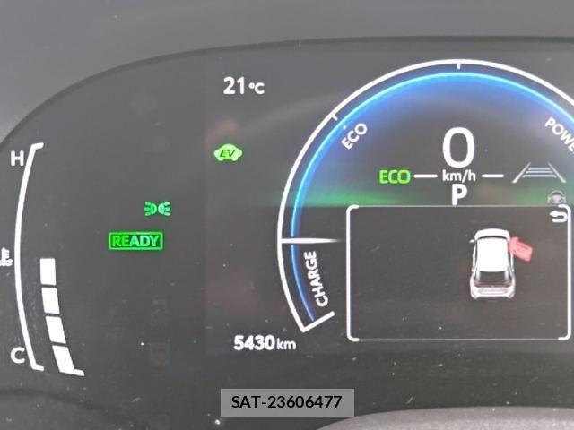 Toyota YARIS CROSS 2025-02 7360686-28