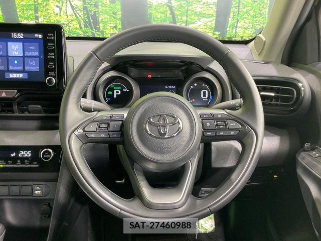 Toyota YARIS CROSS 2021-03 7360703-10