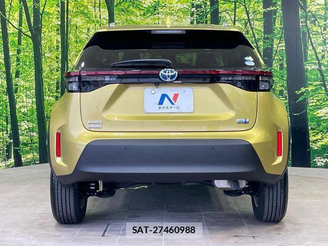 Toyota YARIS CROSS 2021-03 7360703-14