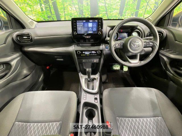 Toyota YARIS CROSS 2021-03 7360703-1