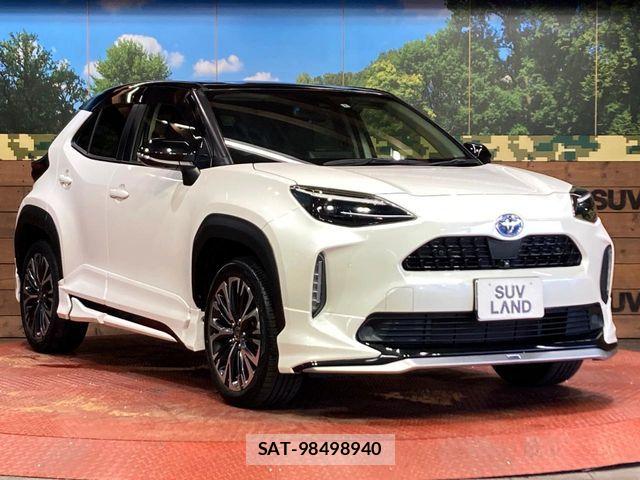 Toyota YARIS CROSS 2021-07 7360695-15