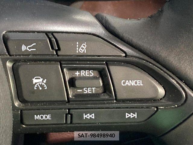 Toyota YARIS CROSS 2021-07 7360695-5